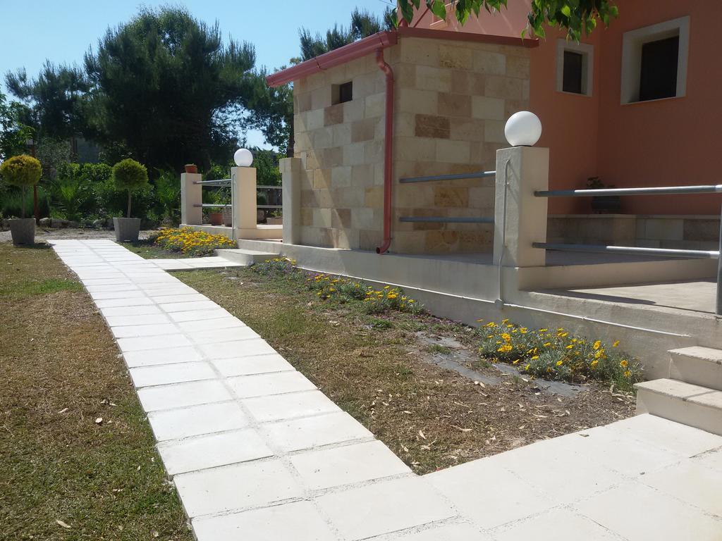 Appartamenti Turistici Aprile Antonio Luigi Borgagne Exterior foto